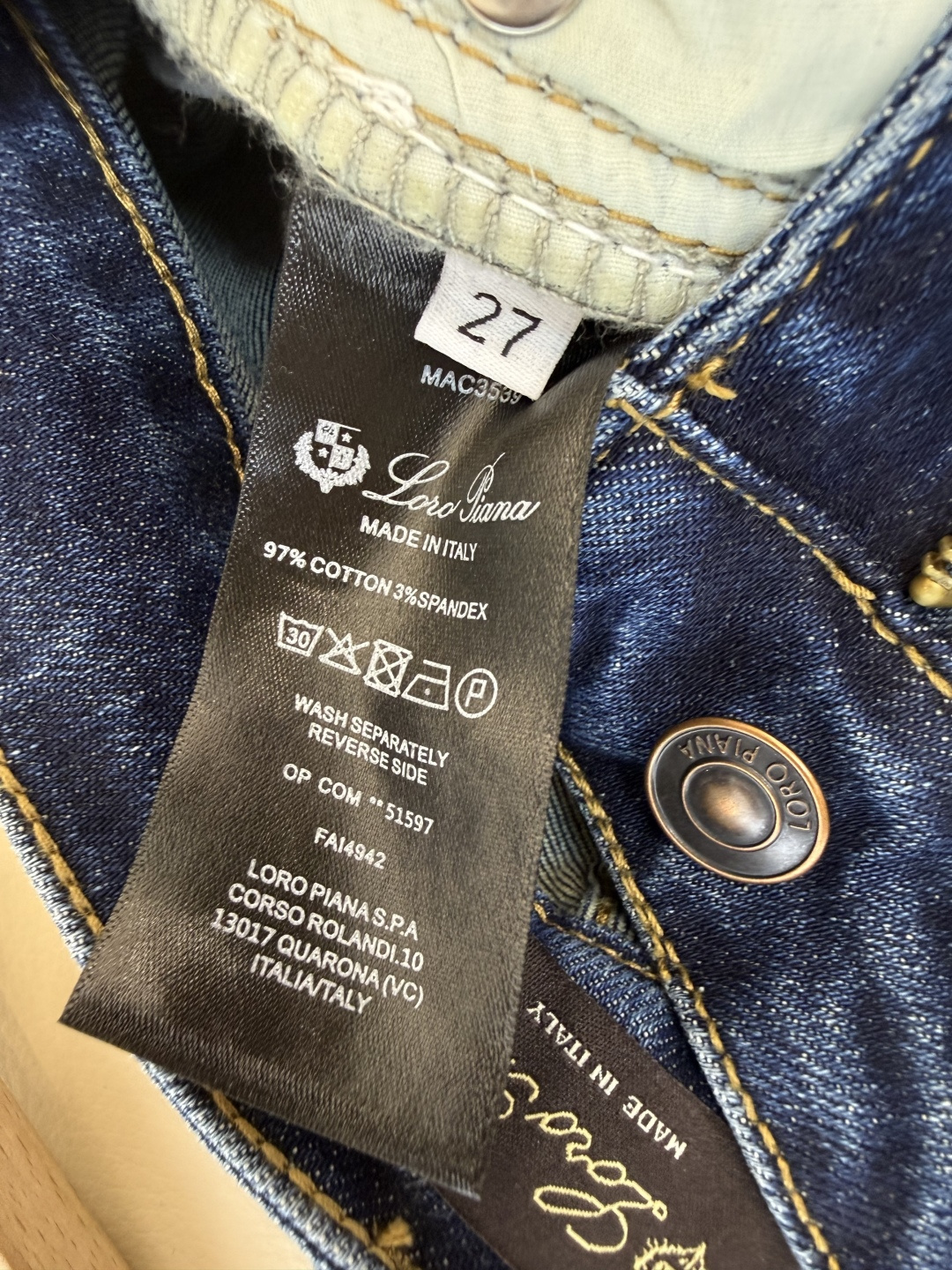 NZ017#新款牛仔裤💕LP 超舒适 绣花款logo 直筒 牛仔裤 黑色 蓝色 26/27/28/29