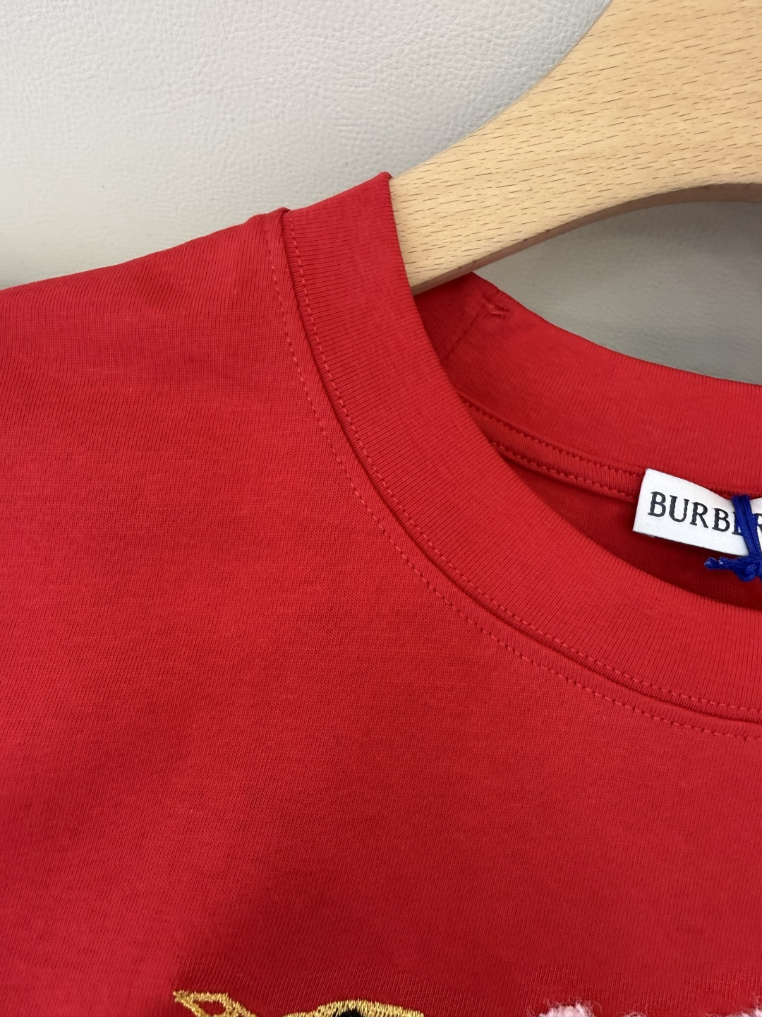 QG0135#新款T恤💕Bur 刺绣小马 logo 短袖T恤 白色 红色 SML