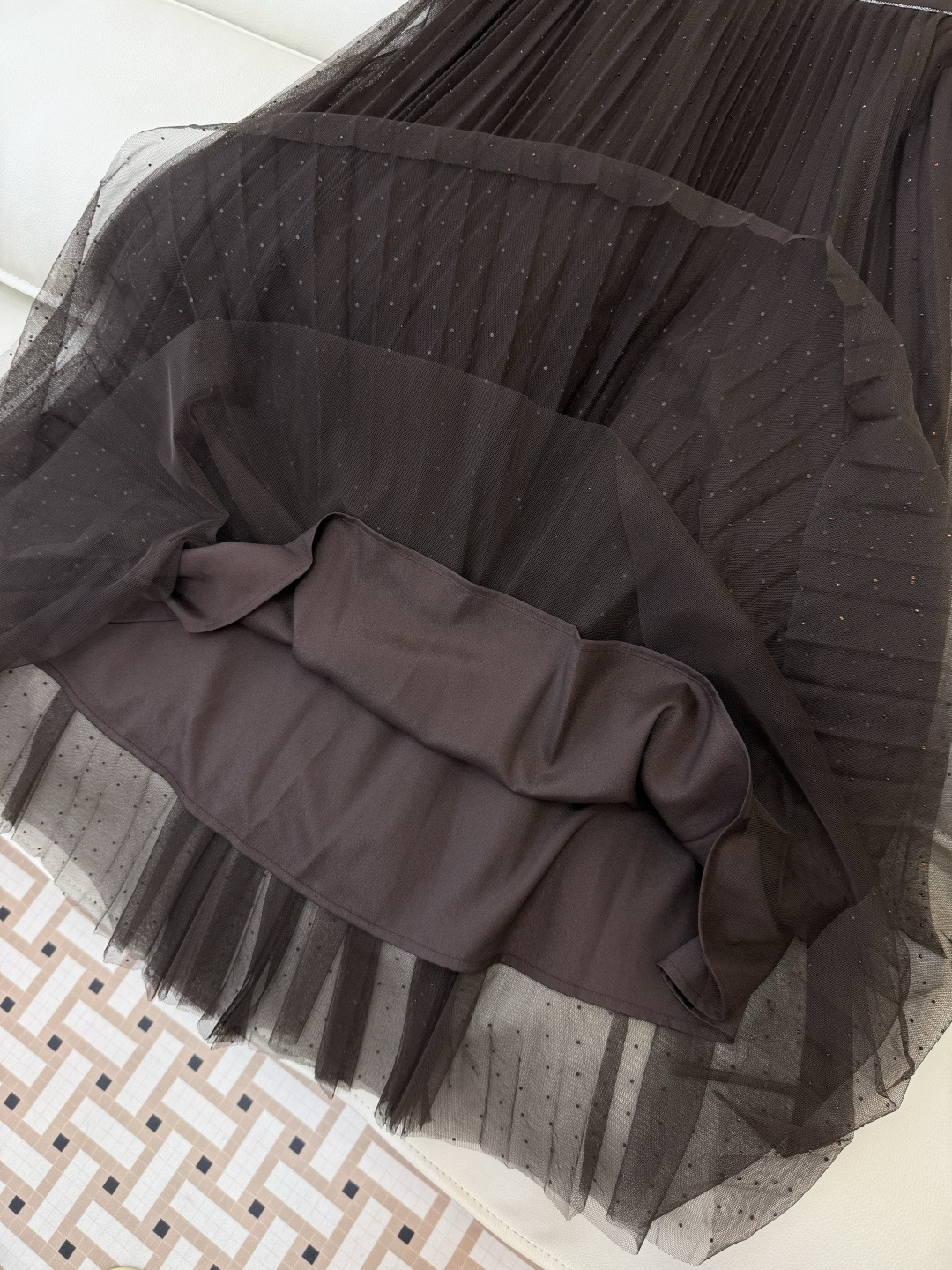 QD7958#新款半裙💕BC 网纱烫钻 百褶半裙 美拉德色 米白色 SMLXL