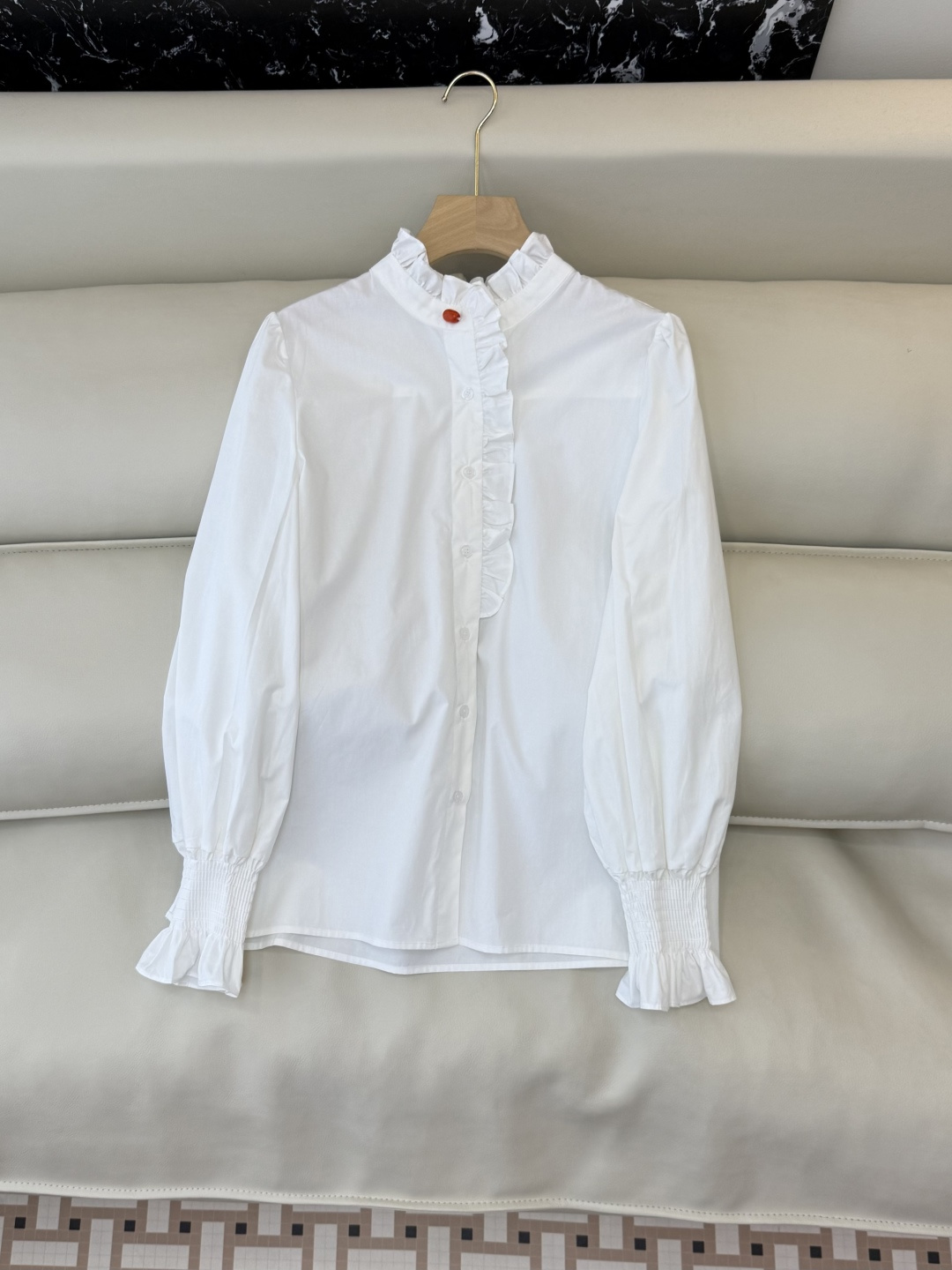 NO:687294,CY090# New Shirt P Colorful Buttons Ruffles Long Sleeve Shirt White Blue Pink SML XL,,shirts,19860909CY090#新款衬衫P 彩色扣子 荷叶边 长袖 衬衫 白色 蓝色 粉色 SML XL,,shirts,,Women's clothing