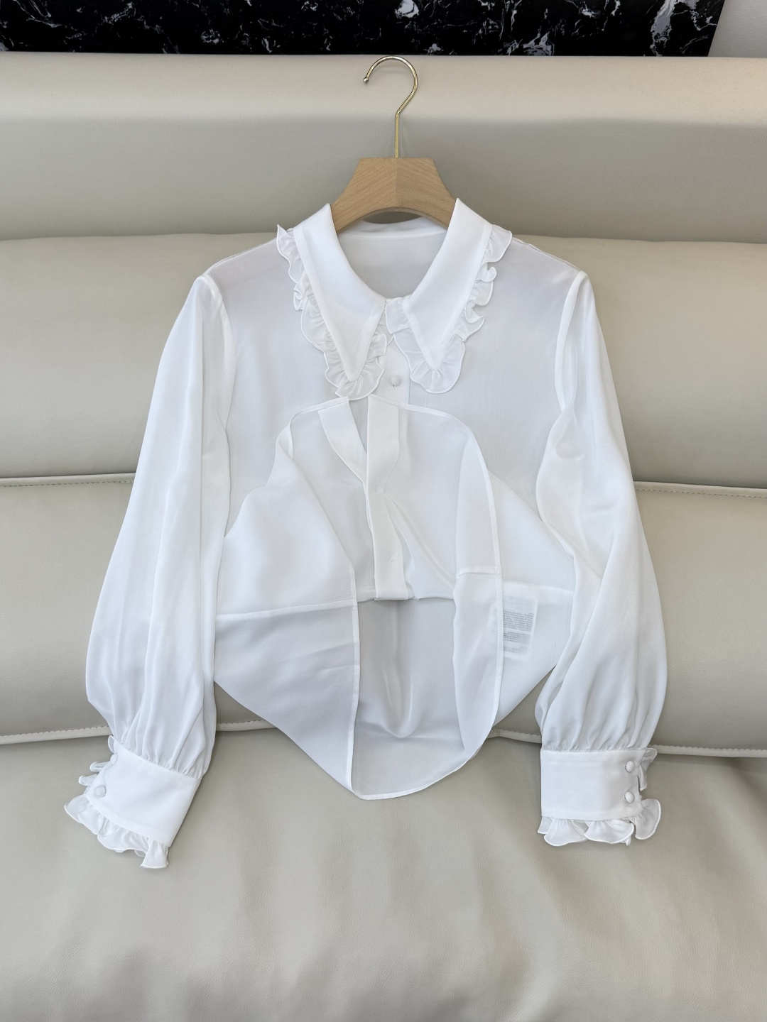 BS1071#新款衬衫💕Valentino 100% 真丝复古宫廷翻领 长袖衬衫 白色 SMLXL