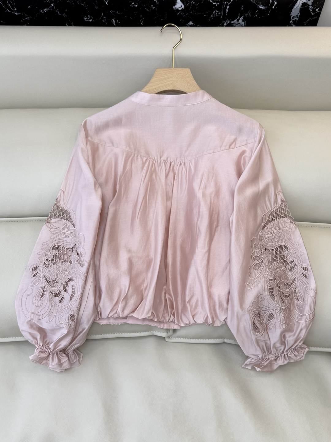 AG004#新款衬衫‼️zim* 重工刺绣镂空绣花长袖衬衫 粉色 白色 SML XL