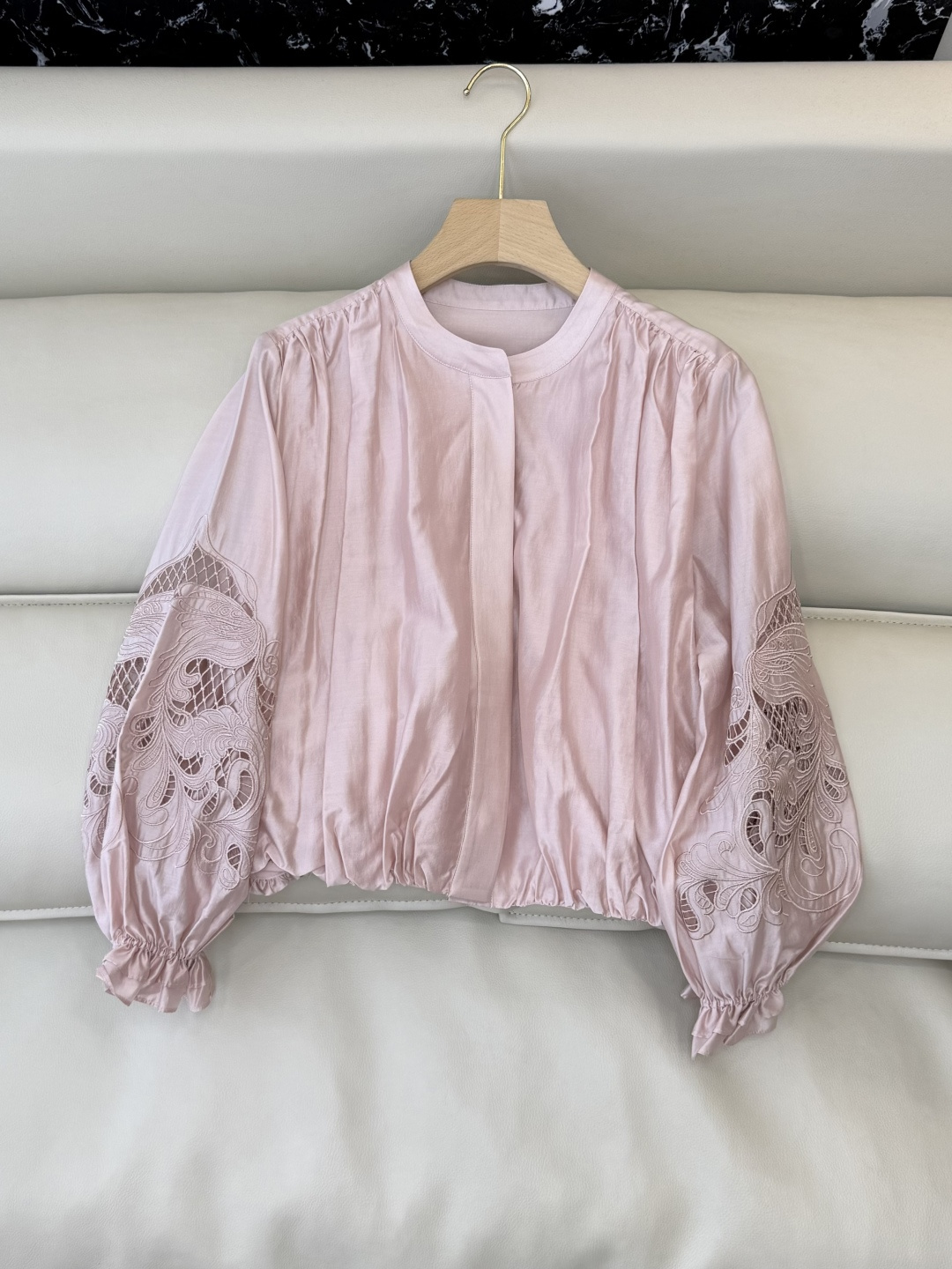 NO:687291,G004# New Shirt P zim* Heavy Embroidery Hollow Embroidery Long Sleeve Shirt Pink White SML XL,,shirts,19860909G004#新款衬衫P zim* 重工刺绣镂空绣花长袖衬衫 粉色 白色 SML XL,,shirts,,Women's clothing