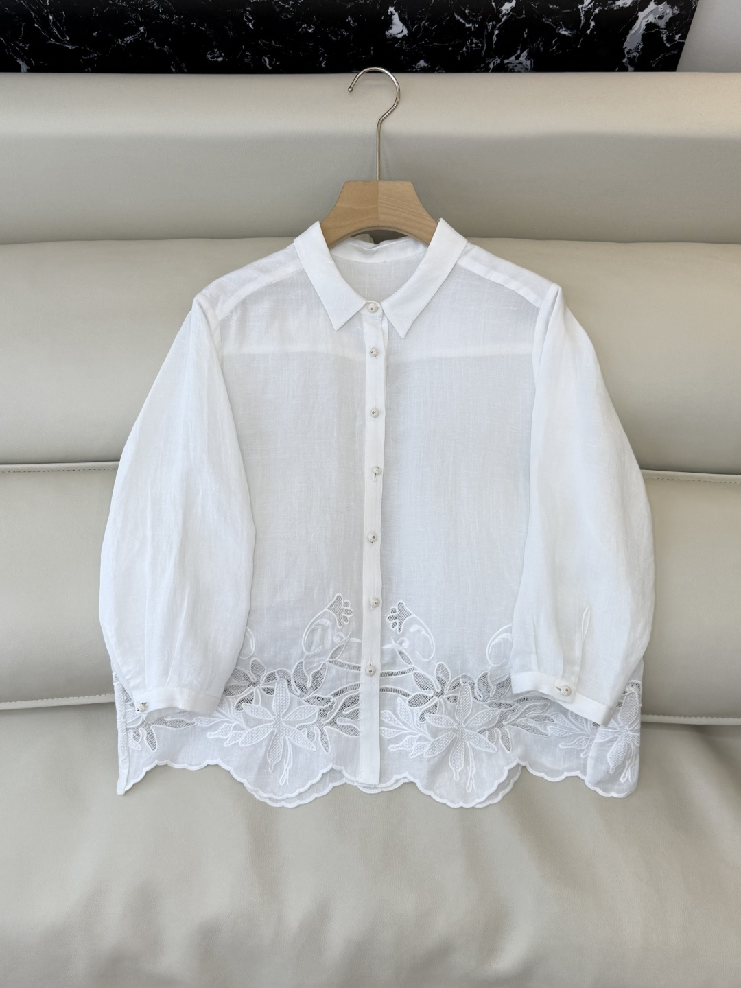 NO:694027,SY003# new shirt P zimm* 30 linen hollow embroidered shirt white SMLXL,,shirts,19860909SY003#新款衬衫P zimm* 30 亚麻 镂空刺绣衬衫 白色 SMLXL,,shirts,,Women's clothing