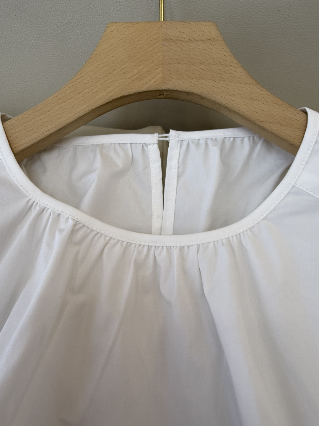 ES004#新款衬衫💕ES 刺绣镂空 绣花 长袖衬衫 ML