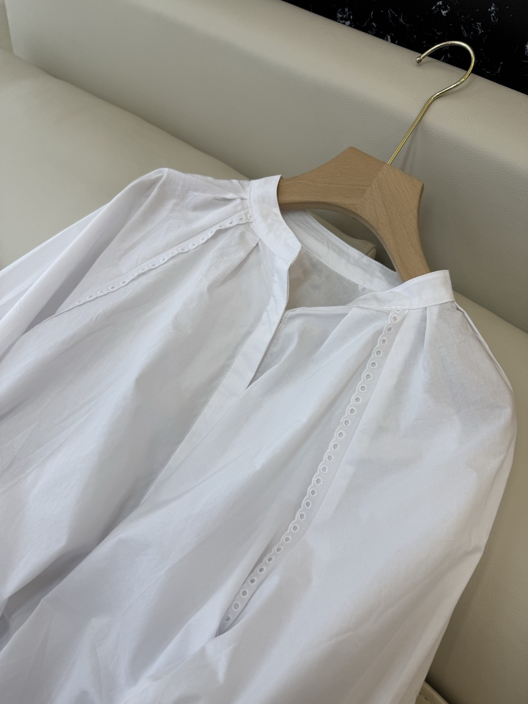 ES001#新款衬衫💕ES 棉布绣花显瘦 长袖衬衫 ML