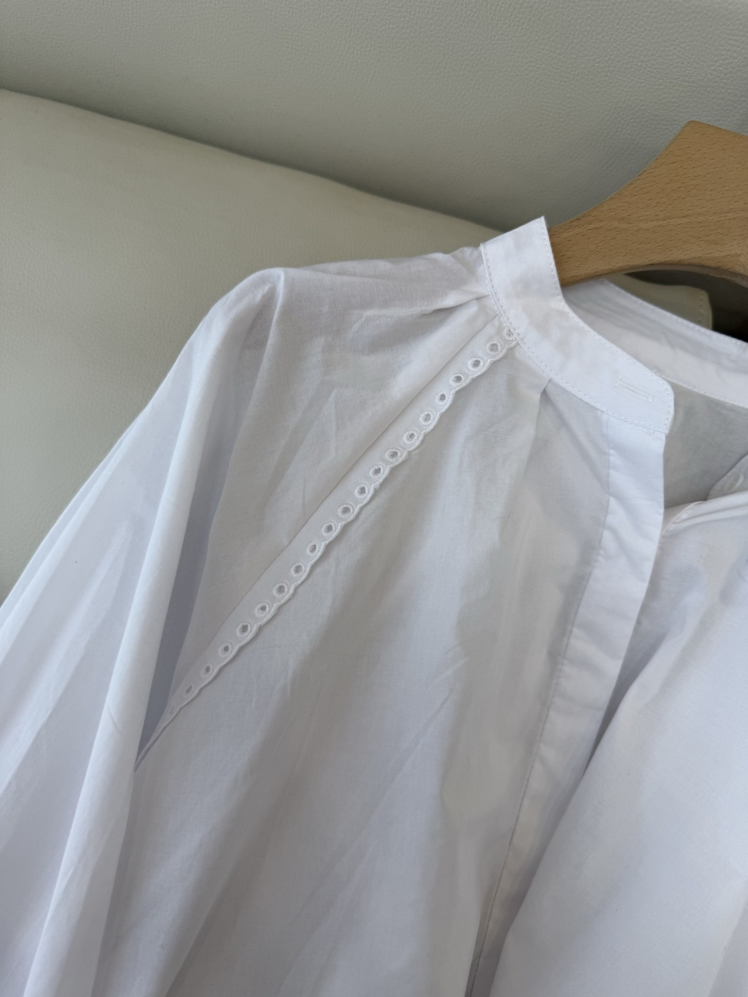 ES001#新款衬衫💕ES 棉布绣花显瘦 长袖衬衫 ML