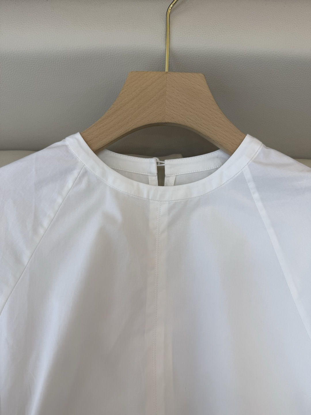 ES005#新款衬衫💕ES 刺绣镂空 绣花 长袖衬衫 米黄色 白色 SML