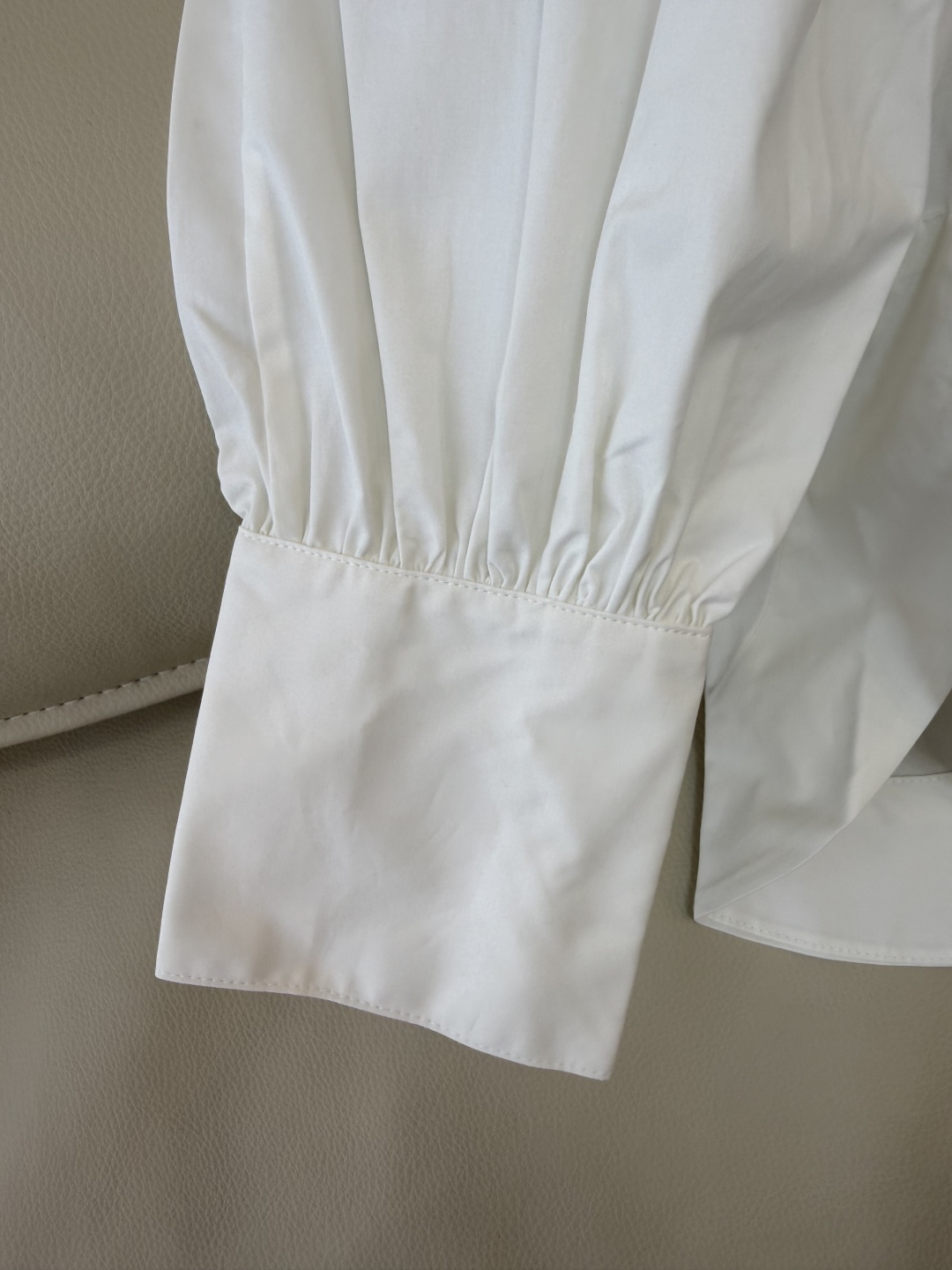 ES005#新款衬衫💕ES 刺绣镂空 绣花 长袖衬衫 米黄色 白色 SML