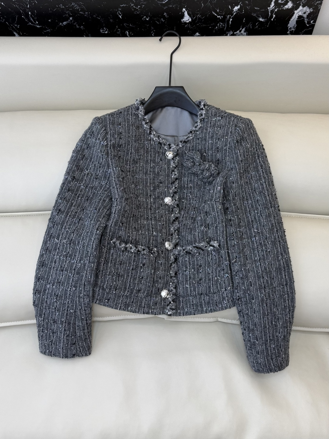 NO:694016,XM003# New Jacket Chanel Camellia Vintage Tweed Jacket Dark Gray Black SMLXL,,chanel,jackets & coats,19860909XM003#新款外套 Chanel 山茶花 复古粗花呢外套 深灰黑 SMLXL,,chanel,jackets & coats,,Women's clothing