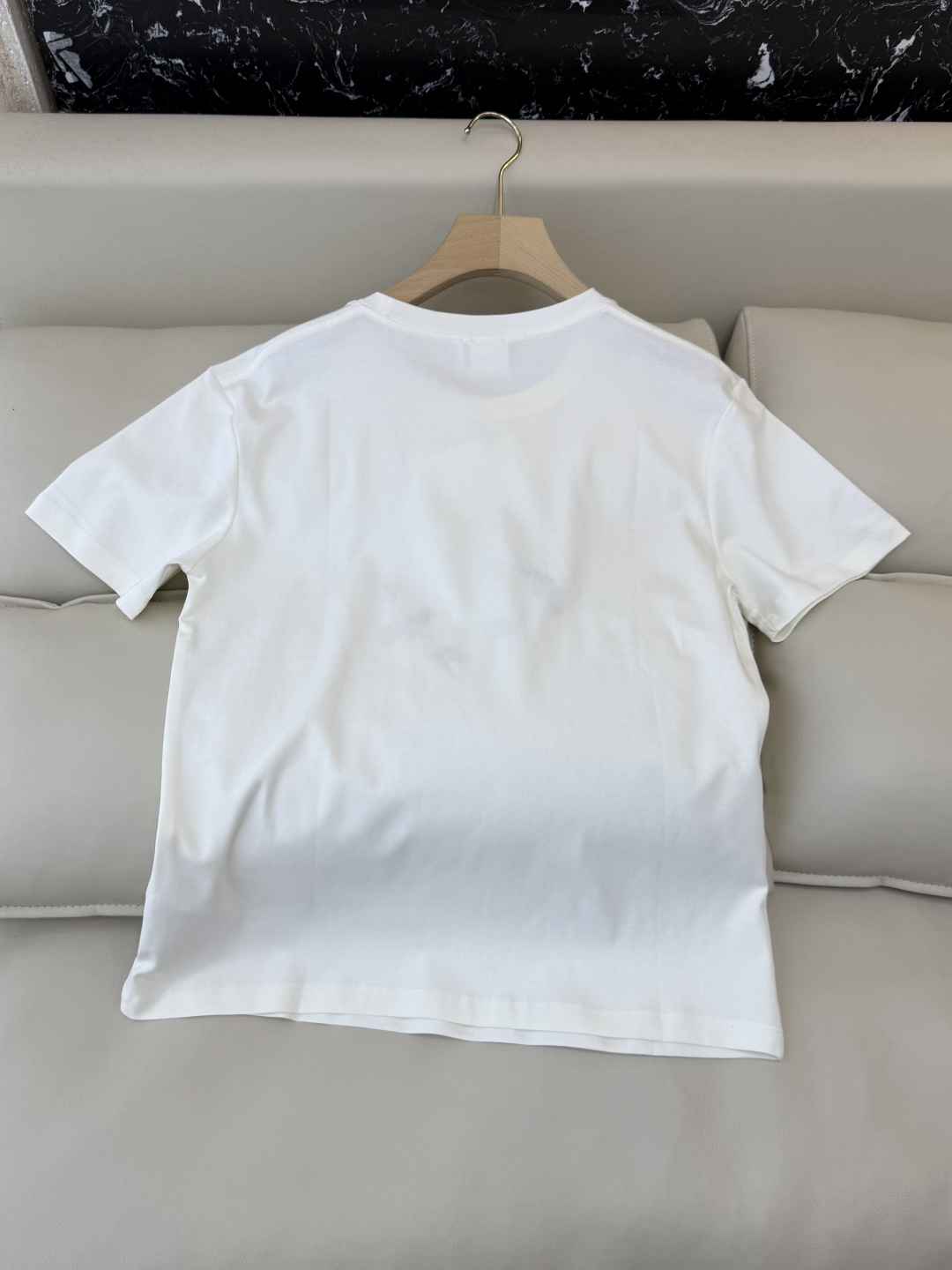 QG0141#新款T恤💕dior 顶级版 85% 棉 15% 麻 刺绣字母小鸟 花卉印花短袖T恤 SML