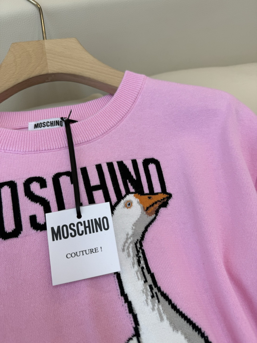 QG0148#新款T恤💕Monschino 珍珠大鹅🦢 字母配色针织长袖毛衣T恤 黑色 粉色 SML