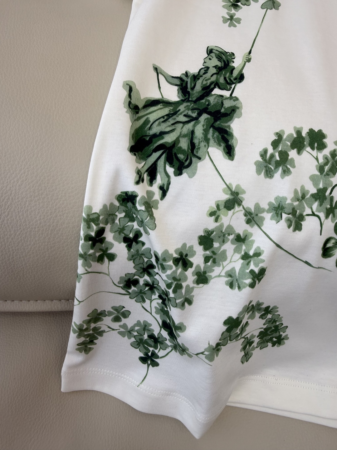 QG0143#新款T恤💕dior 顶级版 85% 棉 15% 麻 四叶草🍀花卉印花 短袖T恤 SML