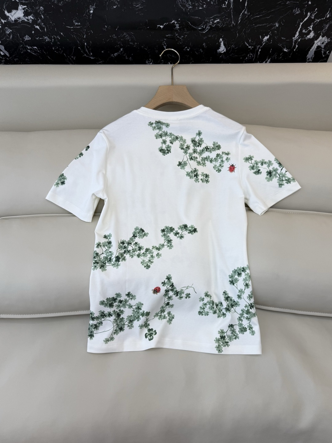 QG0143#新款T恤💕dior 顶级版 85% 棉 15% 麻 四叶草🍀花卉印花 短袖T恤 SML
