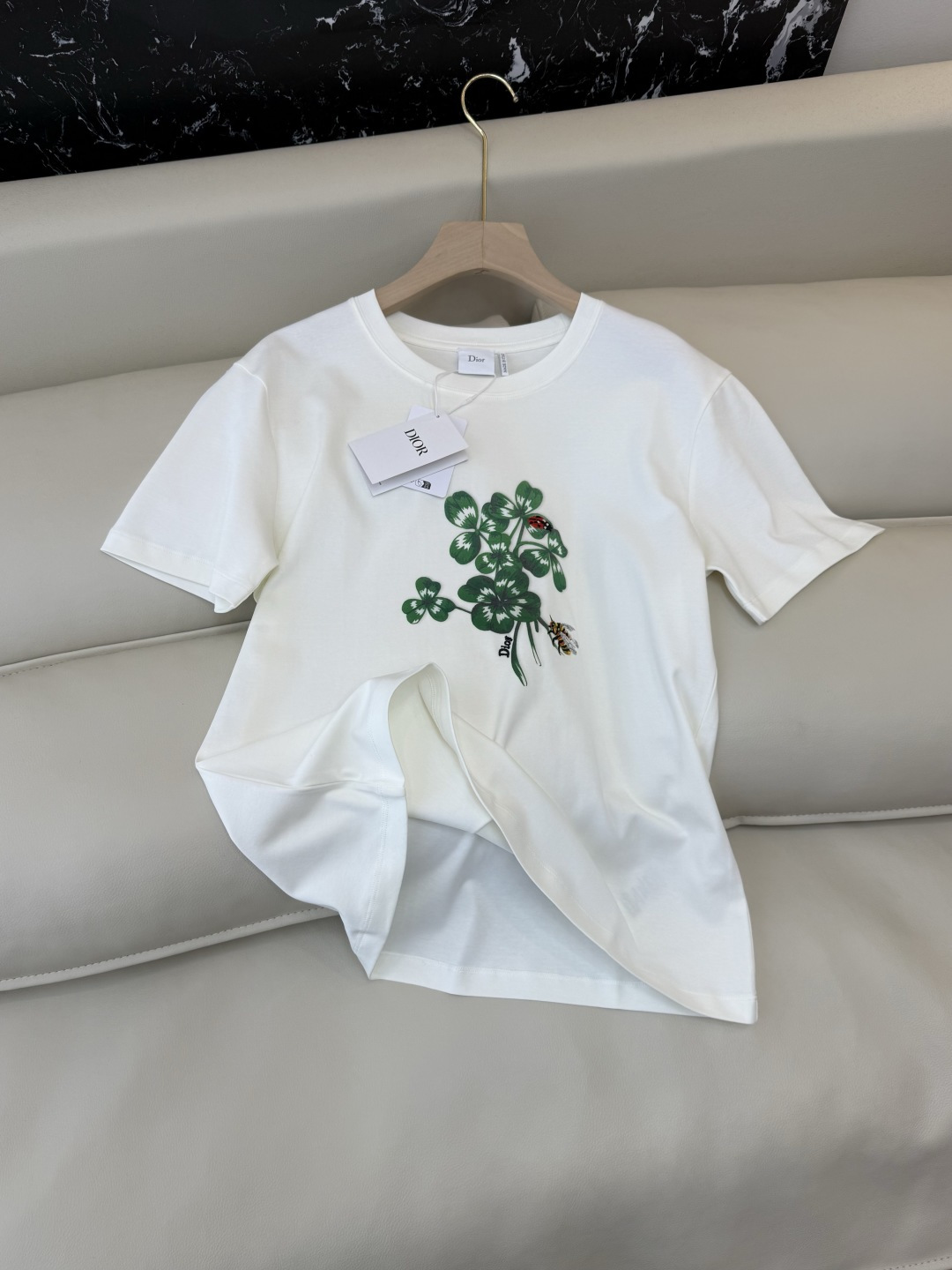 QG0142#新款T恤💕dior 顶级版 85% 棉 15% 麻 四叶草🍀花卉印花刺绣小蜜蜂 短袖T恤 