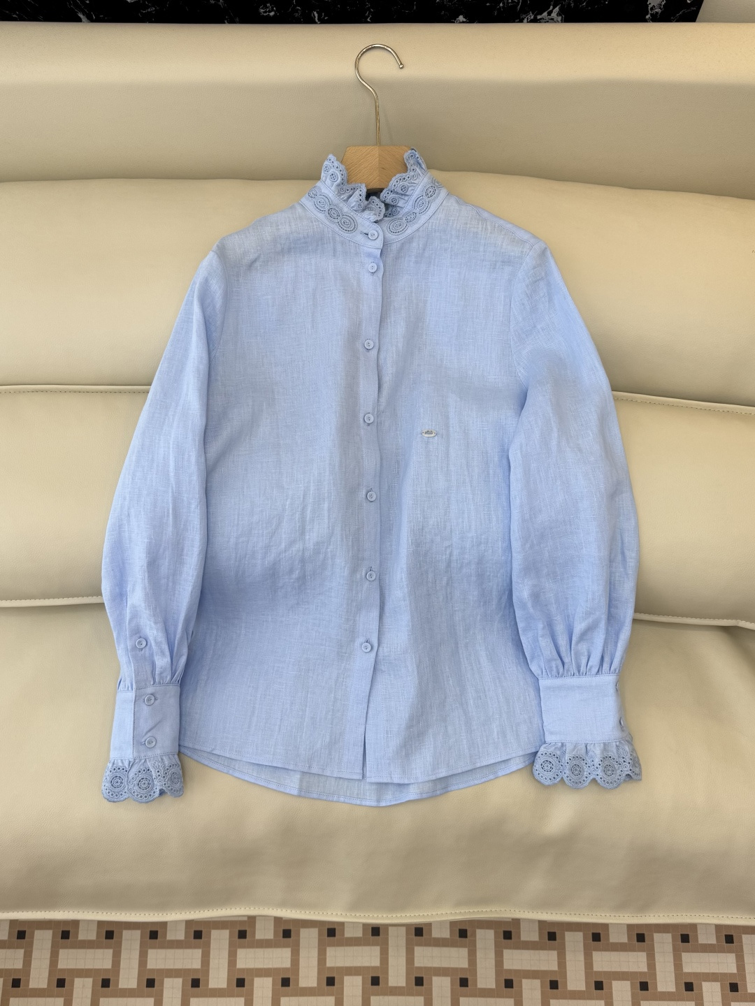 NO:715617,XM005# New shirt P Valentino three-dimensional hollow embroidery long-sleeved linen shirt white blue SMLXL,,valentino,shirts,19860909XM005#新款衬衫P Valentino 立体镂空绣花 长袖亚麻 衬衫 白色 蓝色 SMLXL,,valentino,shirts,,Women's clothing
