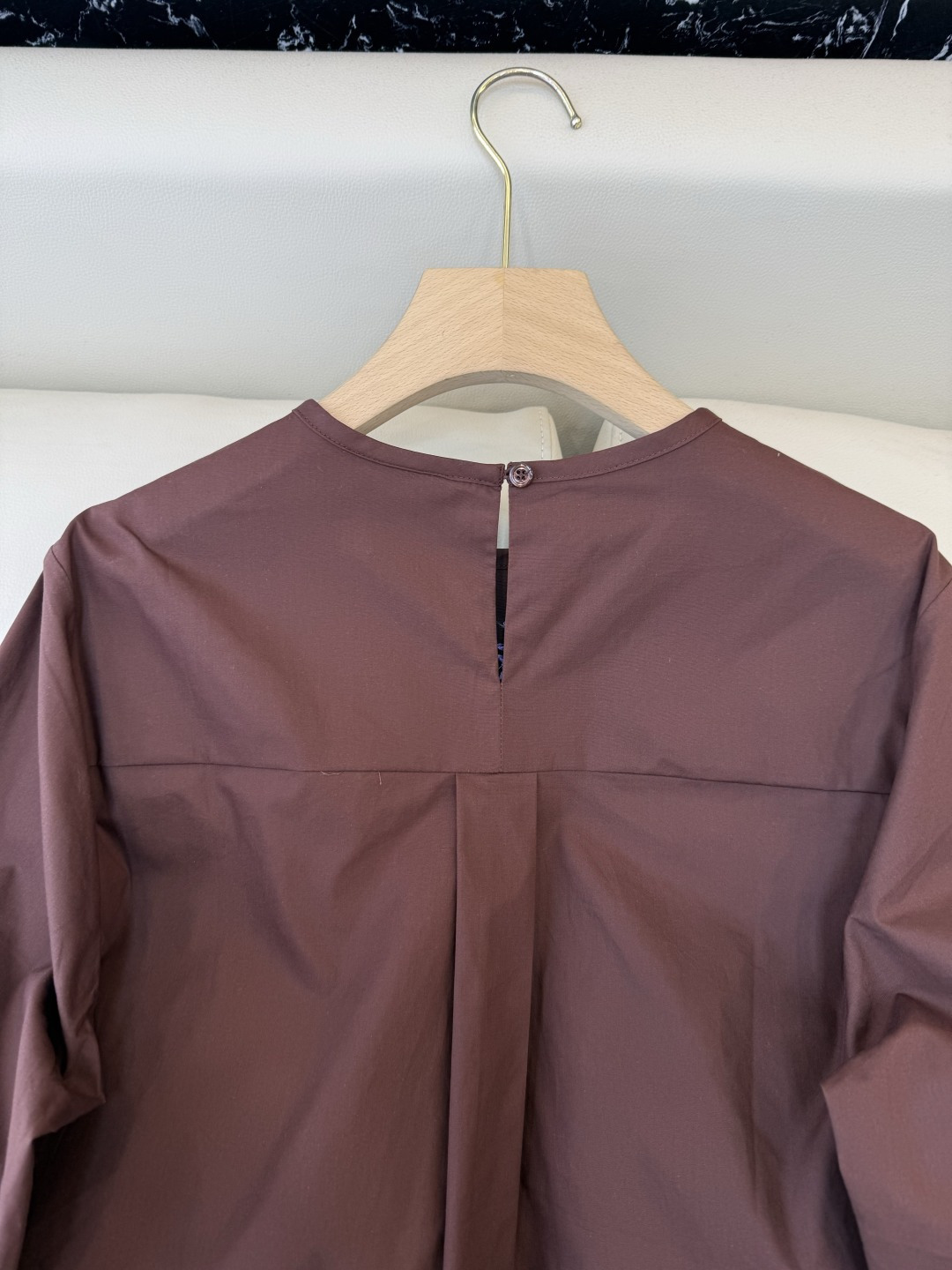 ES008#新款上衣💕卡通人物造型 刺绣上衣 两色 SML