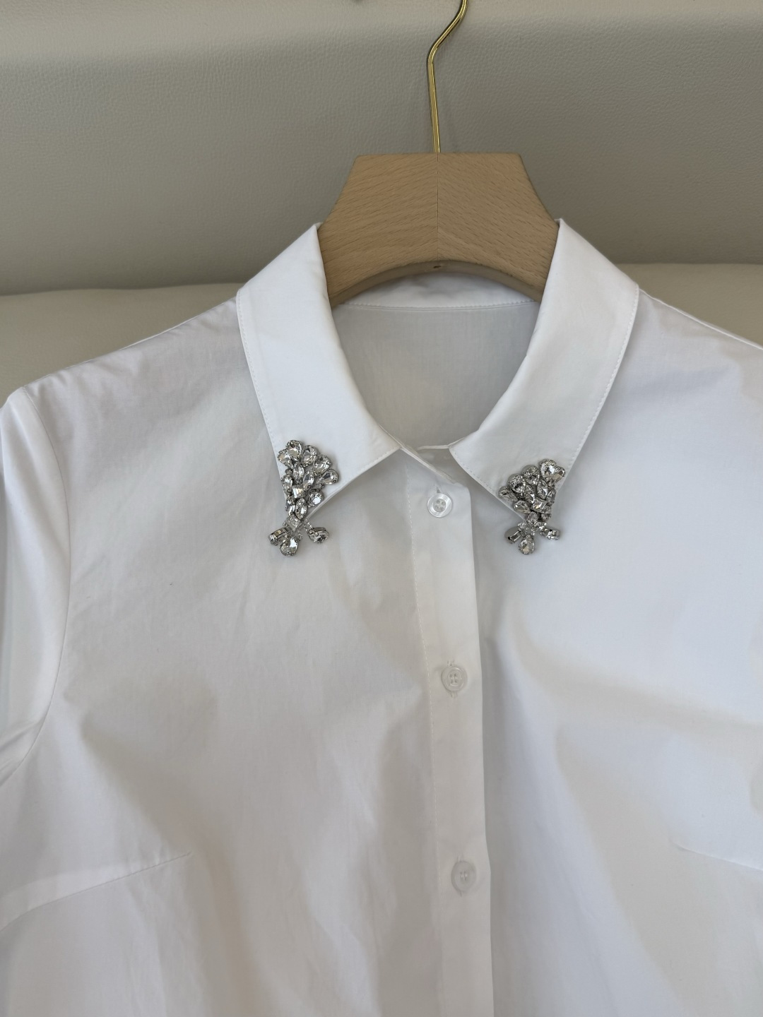 AD050#长袖衬衫‼️Prada 手工钉钻 长袖衬衫 粉色 蓝色 白色 SML