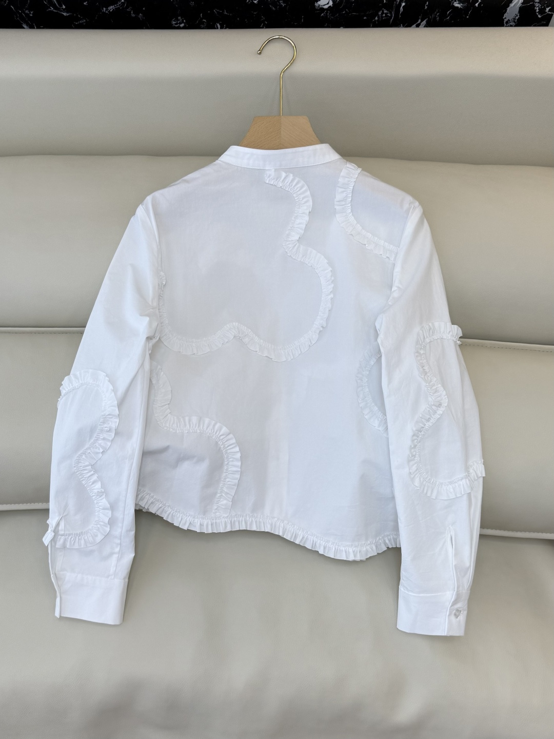 AD051#长袖衬衫‼️立体盘花木耳边 长袖衬衫 粉色 蓝色 白色 SML