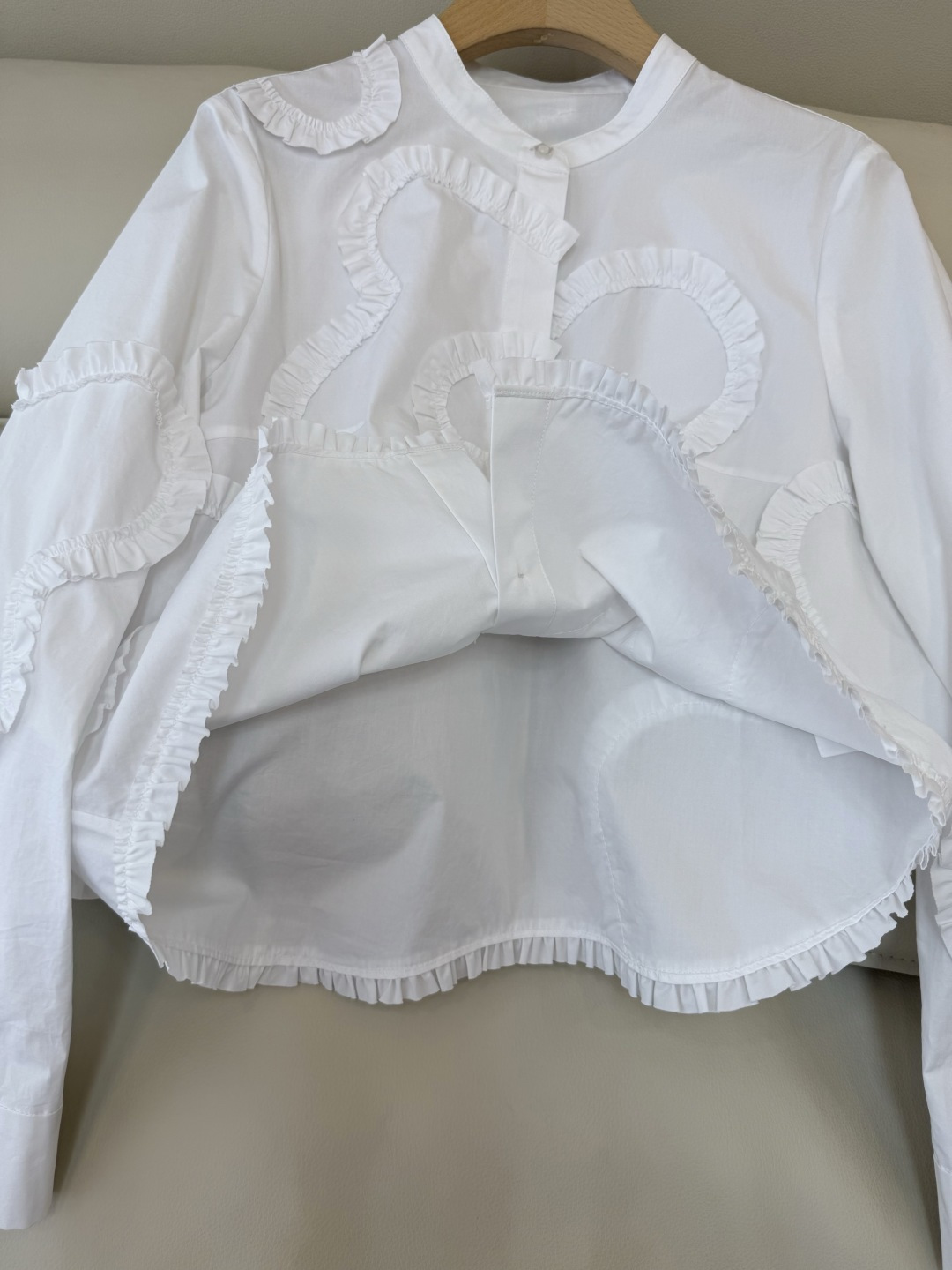 AD051#长袖衬衫‼️立体盘花木耳边 长袖衬衫 粉色 蓝色 白色 SML