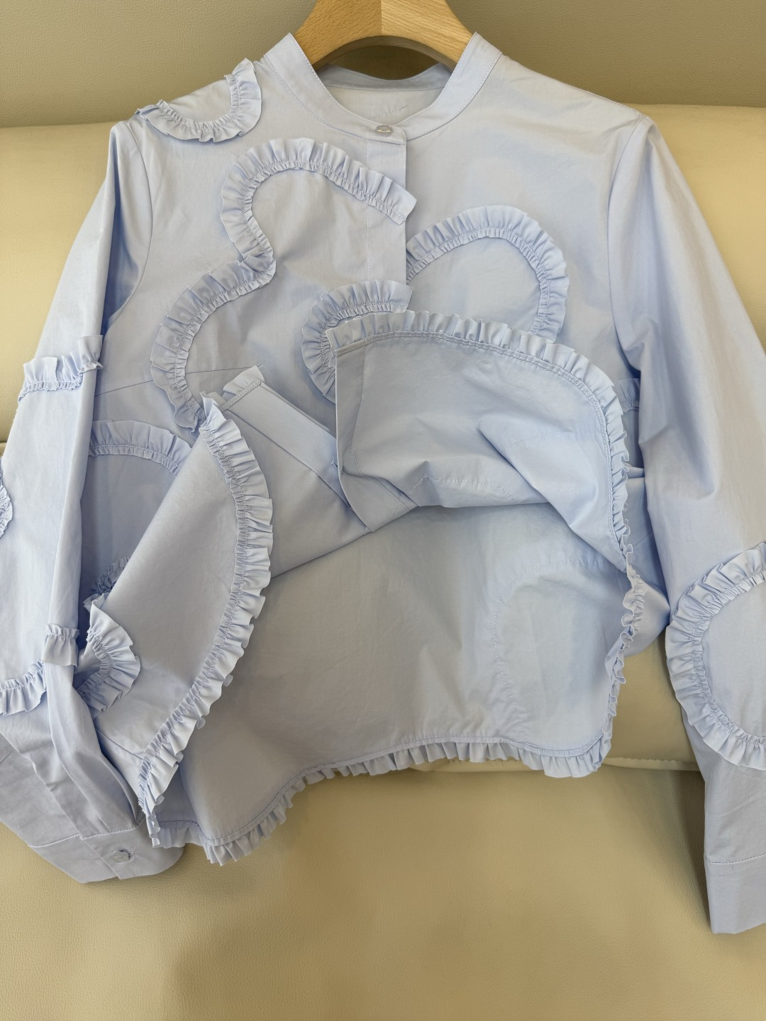 AD051#长袖衬衫‼️立体盘花木耳边 长袖衬衫 粉色 蓝色 白色 SML