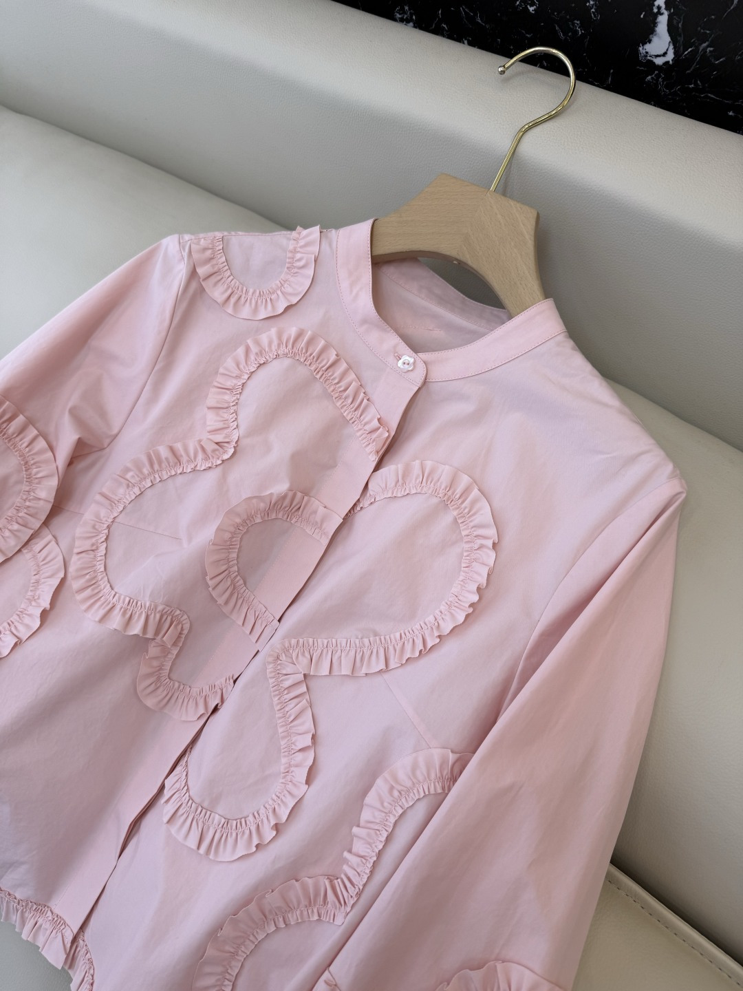 AD051#长袖衬衫‼️立体盘花木耳边 长袖衬衫 粉色 蓝色 白色 SML