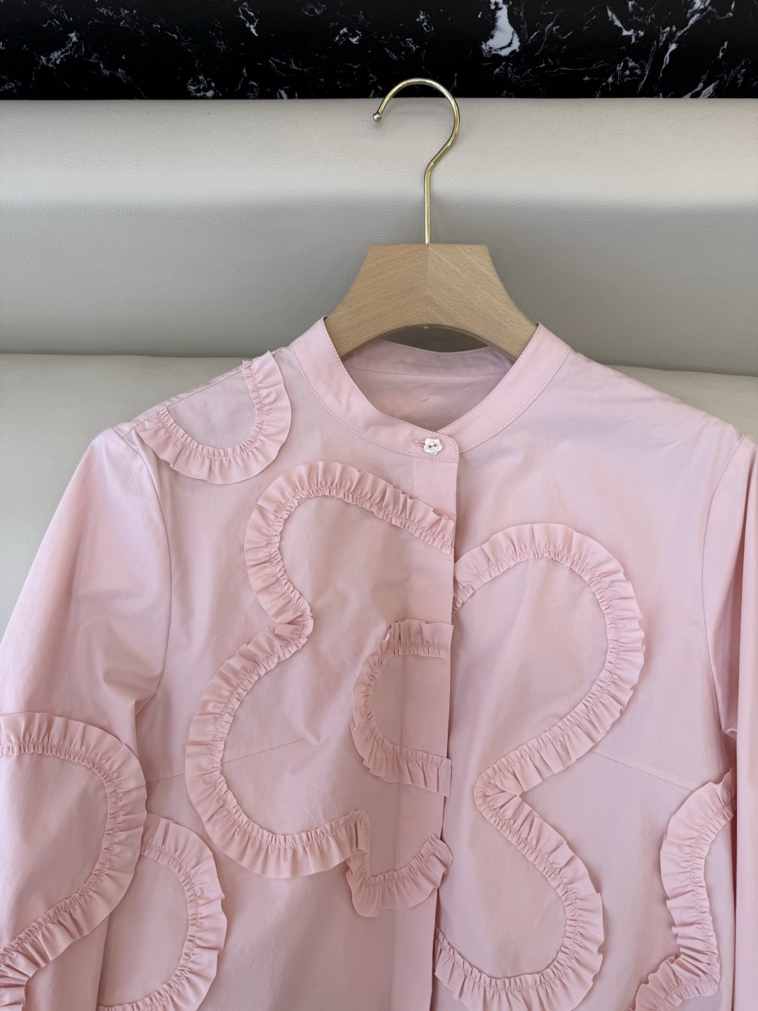 AD051#长袖衬衫‼️立体盘花木耳边 长袖衬衫 粉色 蓝色 白色 SML