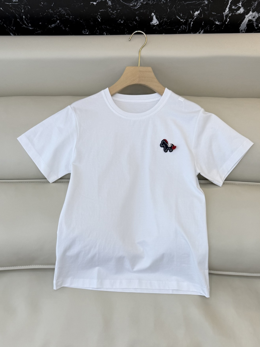 NO:716303,AD052# short-sleeved T-shirt handmade three-dimensional pony slim fit short-sleeved T-shirt white black pink SML,, T-shirt, tees, t-shirt,19860909AD052#短袖T恤 手工立体小马 修身款 短袖T恤 白色 黑色 粉色SML,,T-shirt,tees，t-shirt,,Women's clothing