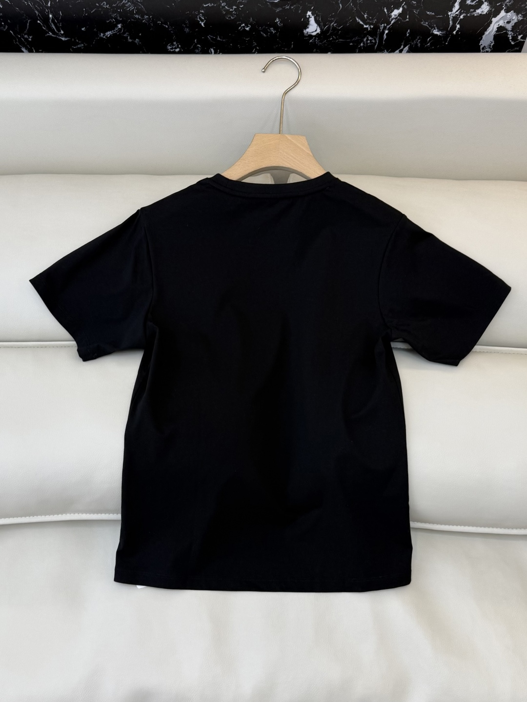 AD052#短袖T恤‼️手工立体小马 修身款 短袖T恤 白色 黑色 粉色SML