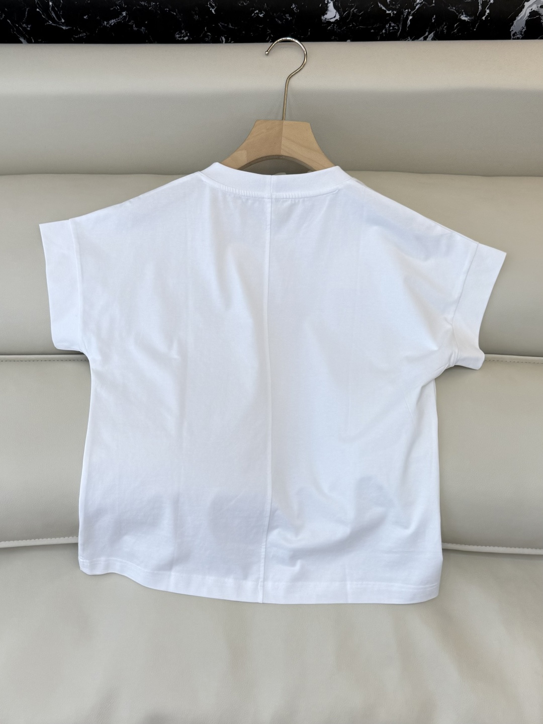 AD022#短袖T恤‼️手工钉珠 绣马 短袖T恤 白色 黑色 粉色 灰色 MLXL