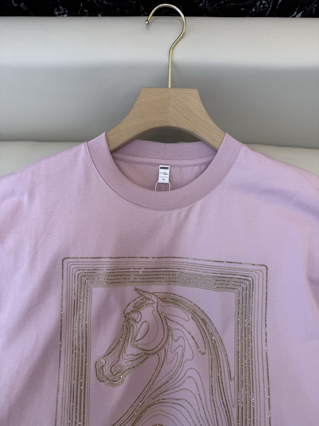 AD022#短袖T恤‼️手工钉珠 绣马 短袖T恤 白色 黑色 粉色 灰色 MLXL