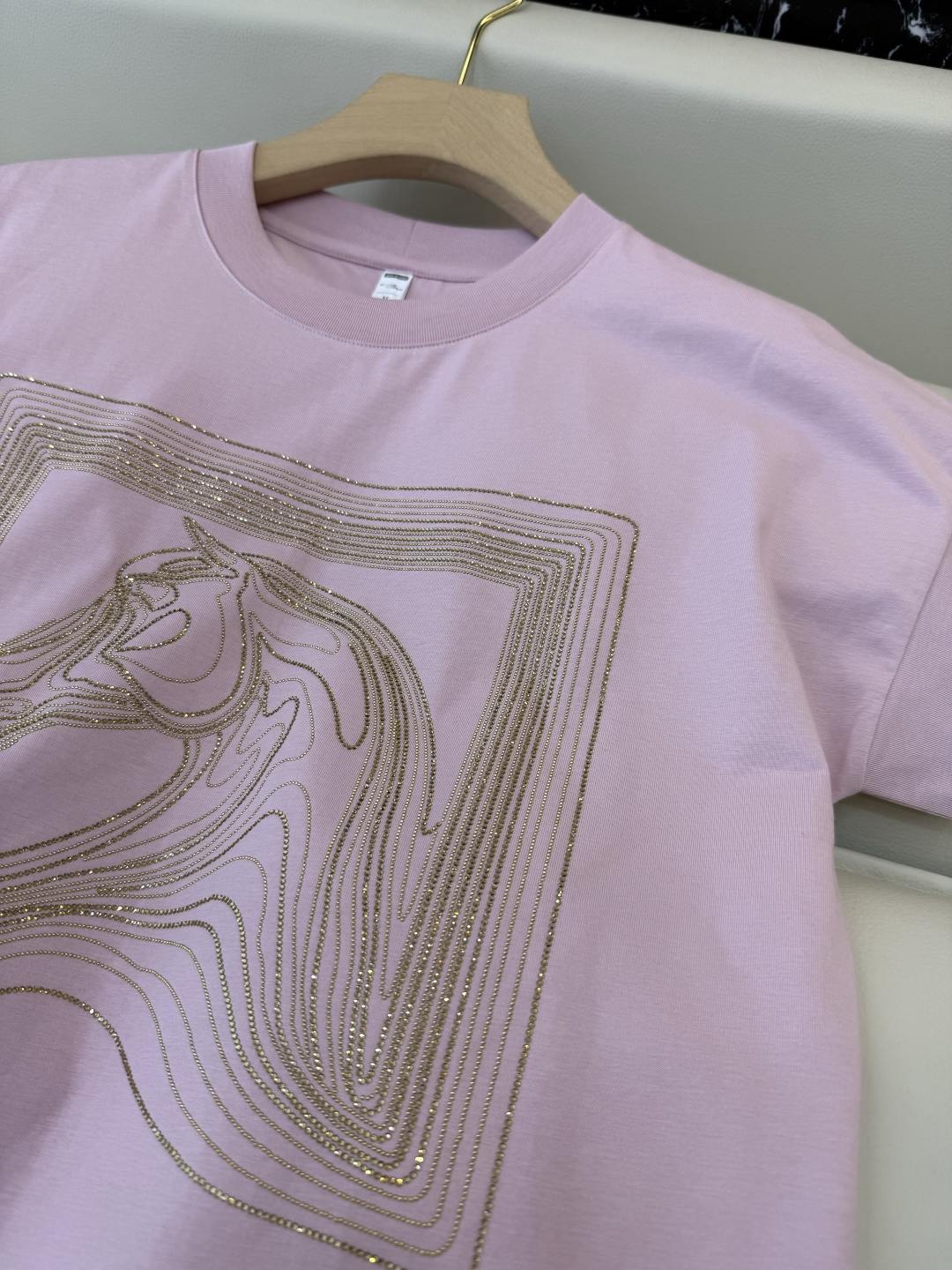 AD022#短袖T恤‼️手工钉珠 绣马 短袖T恤 白色 黑色 粉色 灰色 MLXL