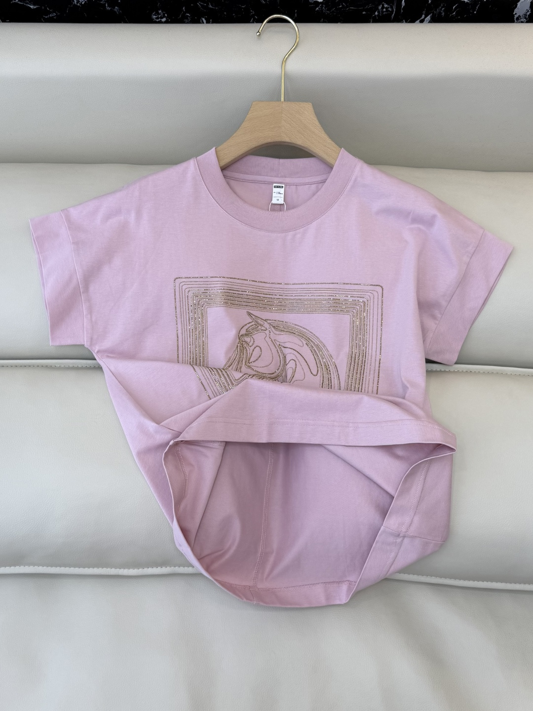 AD022#短袖T恤‼️手工钉珠 绣马 短袖T恤 白色 黑色 粉色 灰色 MLXL