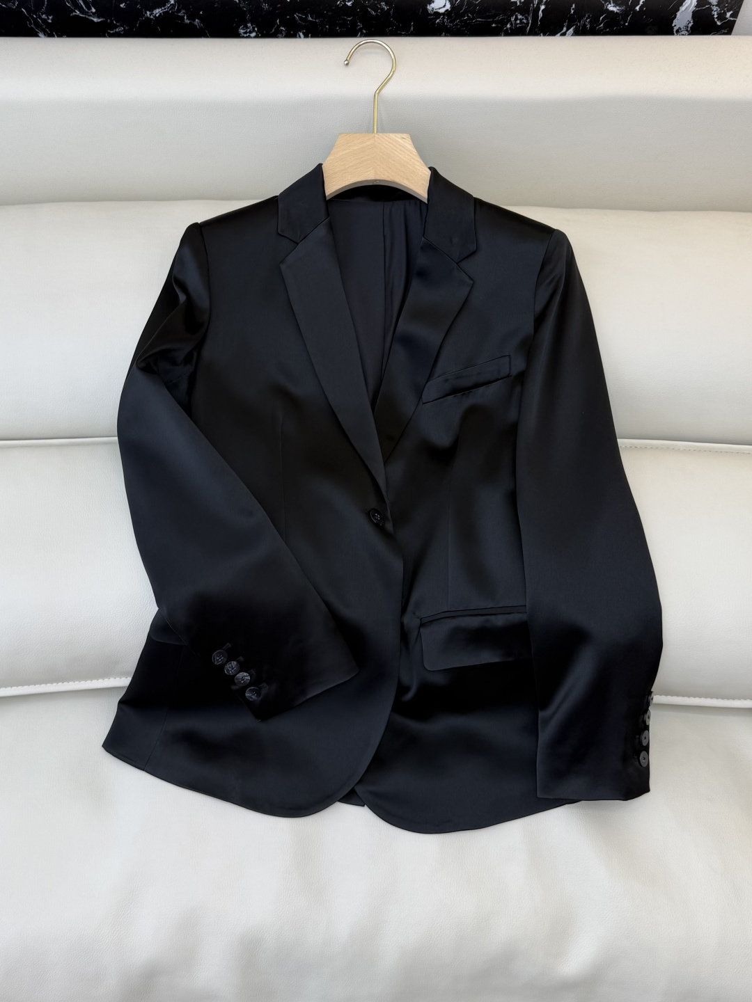 NO:715943,QD7987# new jacket theory minimalist style 70 triacetate one button long-sleeved suit white black 2/4/6/8,,jackets & coats,business suit,19860909QD7987#新款外套 theory 极简风 70 三醋酸 一粒扣 长袖西装 白色 黑色2/4/6/8,,jackets & coats,business suit,,Women's clothing