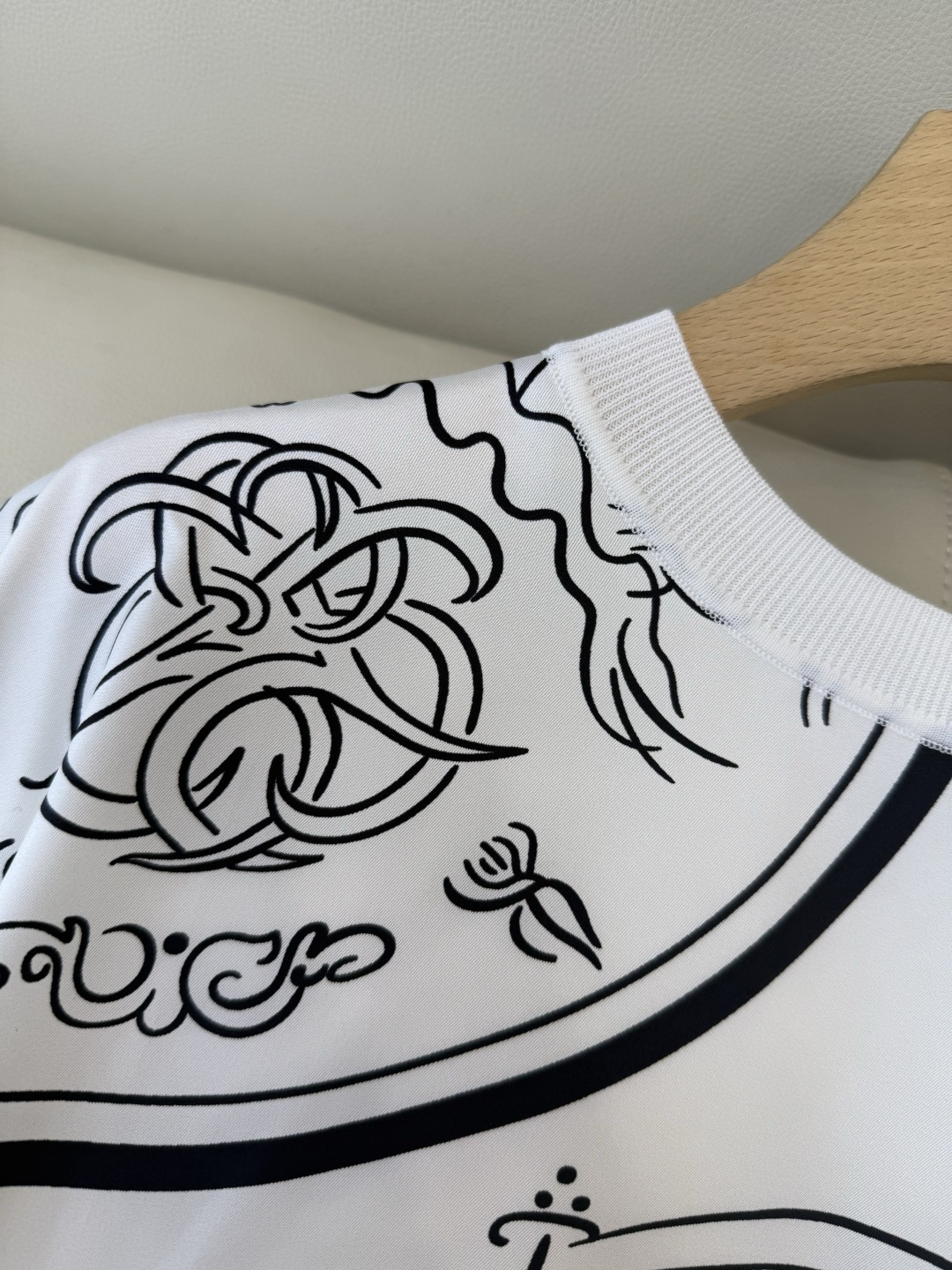 H32604#新款针织衫💕H家 100% 真丝 ➕ 针织面料 短袖 针织衫 三色 SMLXL