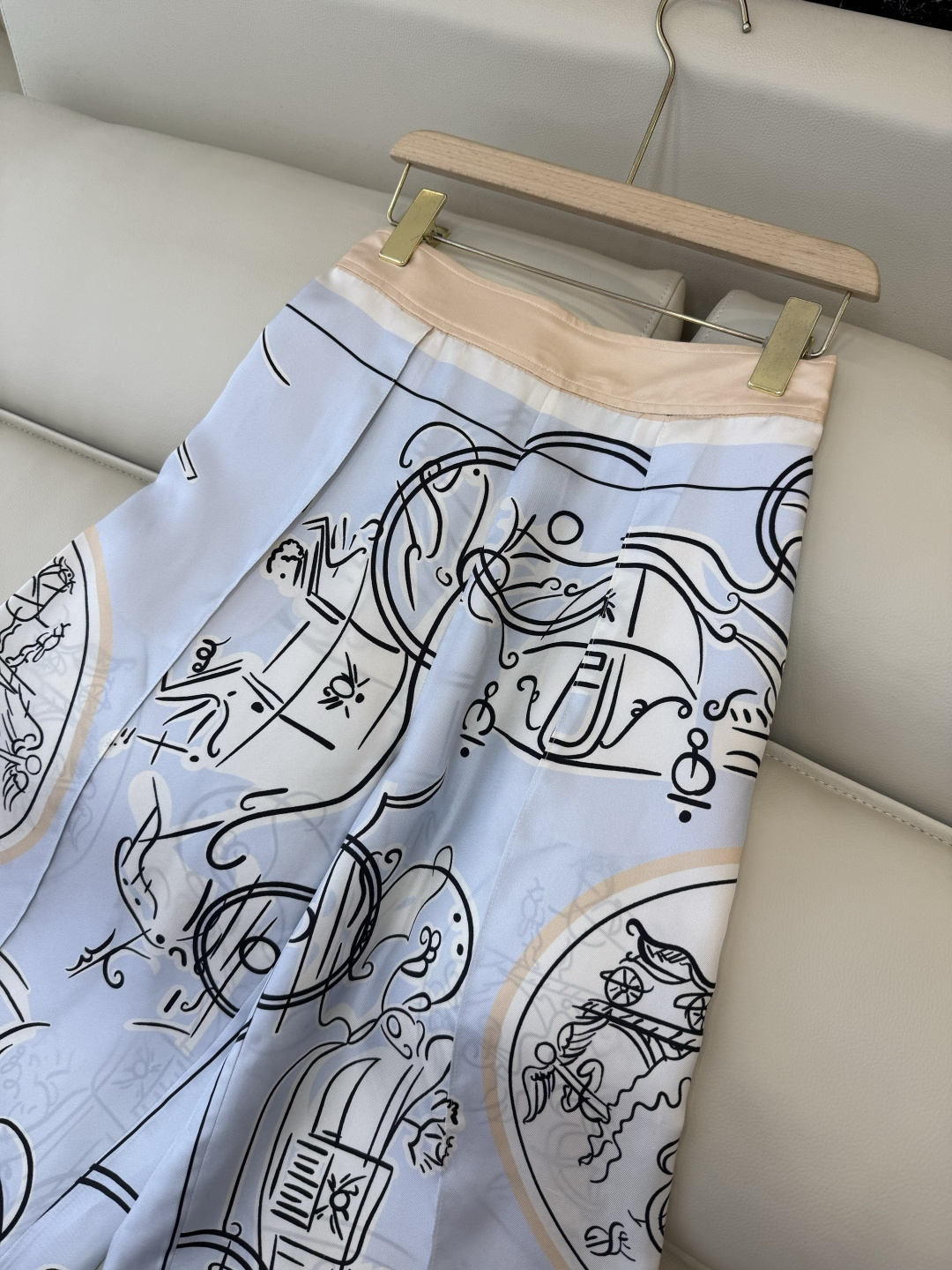 H32605+H32606#新款套装💕H家 爱马仕 真丝印花长袖衬衫➕真丝印花七分裤 套装 SMLX L