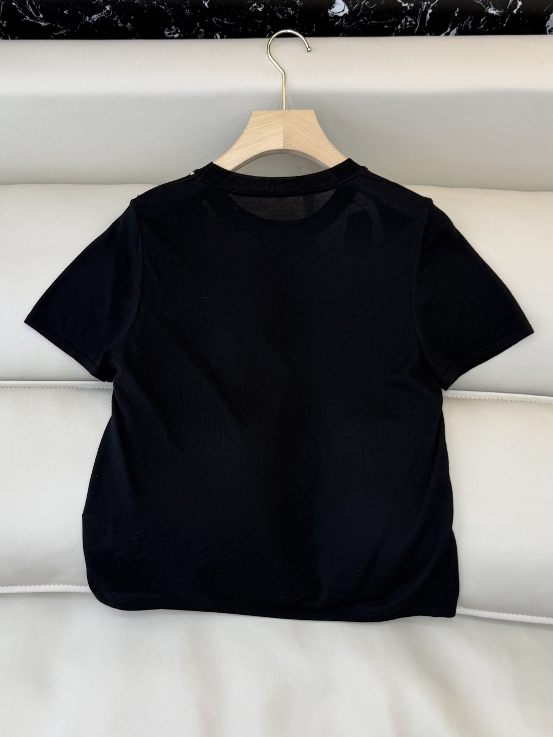 H32603#新款针织衫💕H家 100% 真丝 ➕ 针织面料 短袖 针织衫 黑色 白色 SMLXL