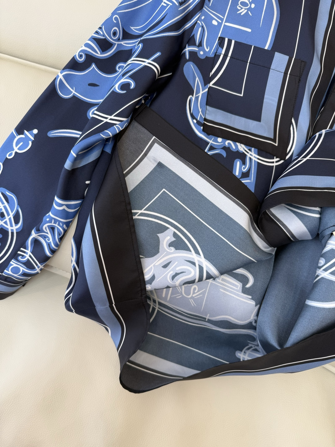 H32606#新款衬衫💕H家 爱马仕 定位印花 100%斜纹真丝印花长袖衬衫 四色 SMLXL