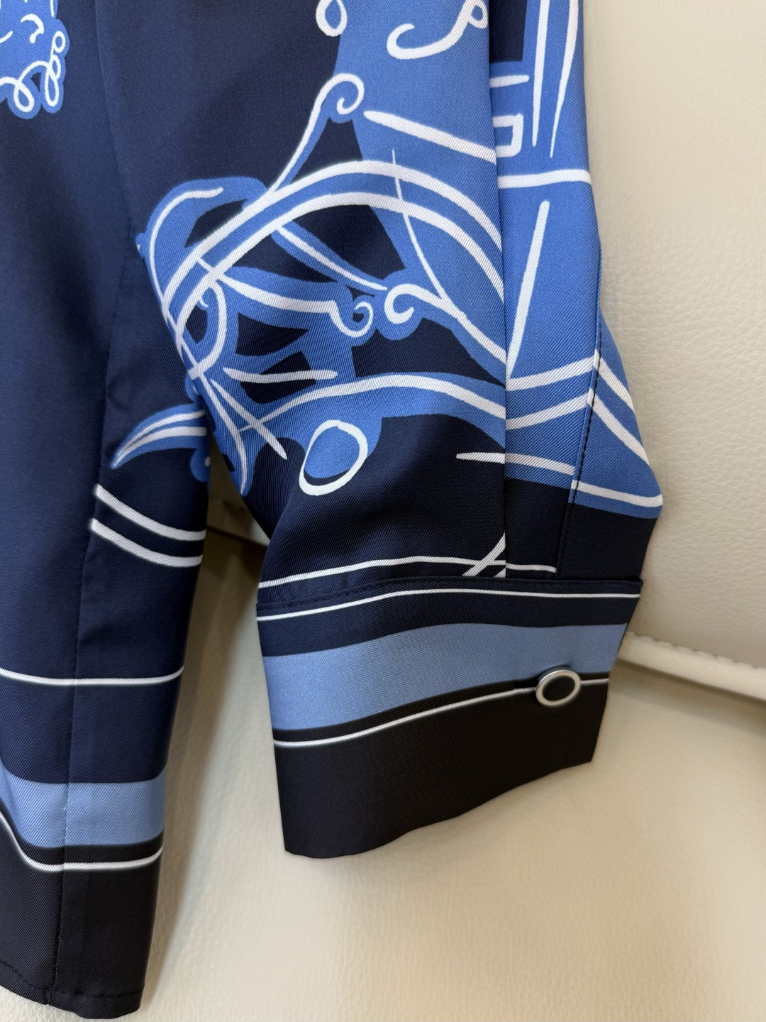 H32606#新款衬衫💕H家 爱马仕 定位印花 100%斜纹真丝印花长袖衬衫 四色 SMLXL