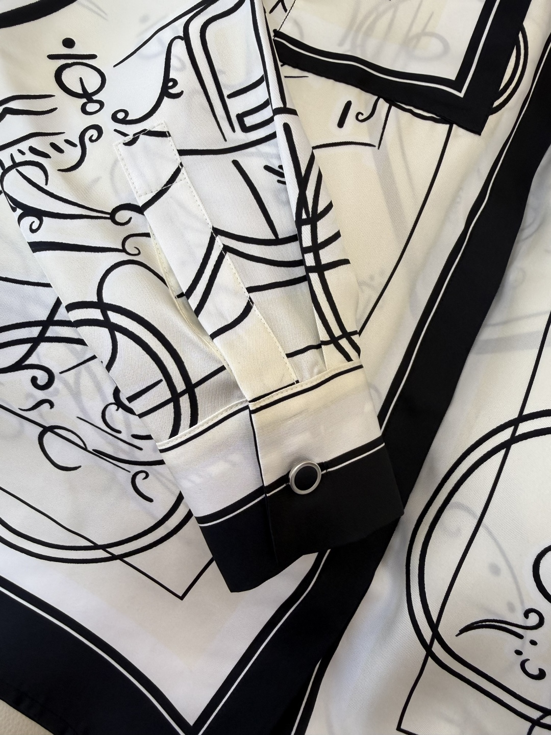 H32606#新款衬衫💕H家 爱马仕 定位印花 100%斜纹真丝印花长袖衬衫 四色 SMLXL