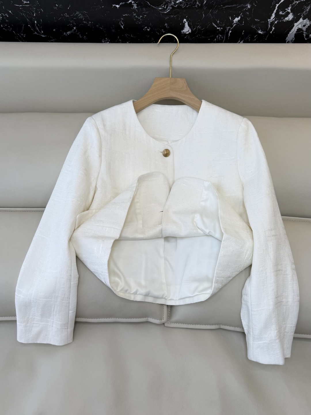 MT003#新款外套💕celine风 金扣 老钱风 长袖小外套 咖色 白色 黑色 M L