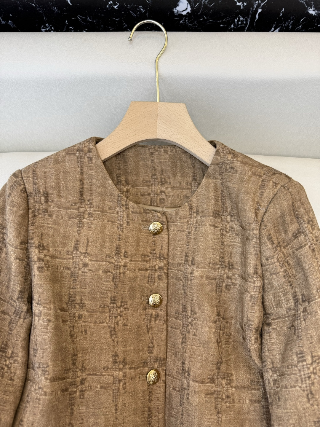 MT003#新款外套💕celine风 金扣 老钱风 长袖小外套 咖色 白色 黑色 M L