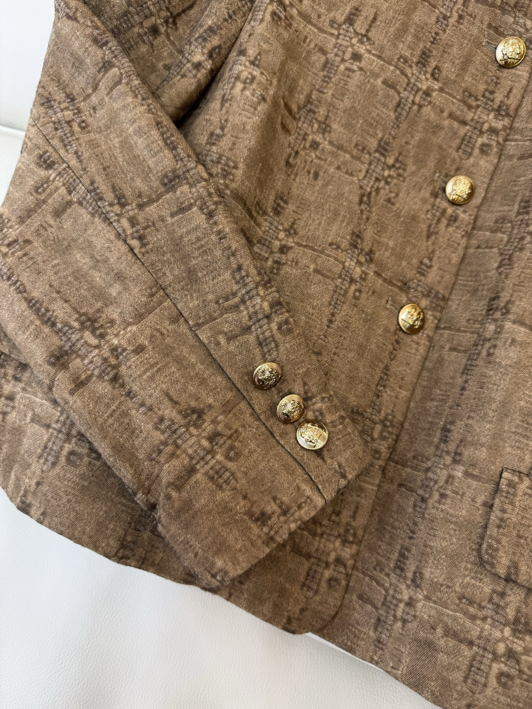 MT003#新款外套💕celine风 金扣 老钱风 长袖小外套 咖色 白色 黑色 M L