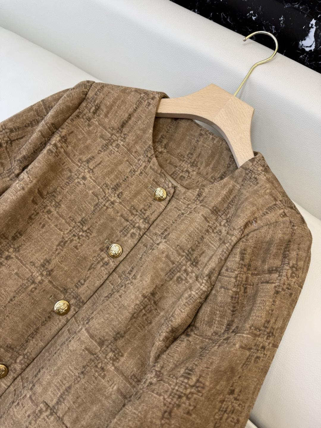 MT003#新款外套💕celine风 金扣 老钱风 长袖小外套 咖色 白色 黑色 M L