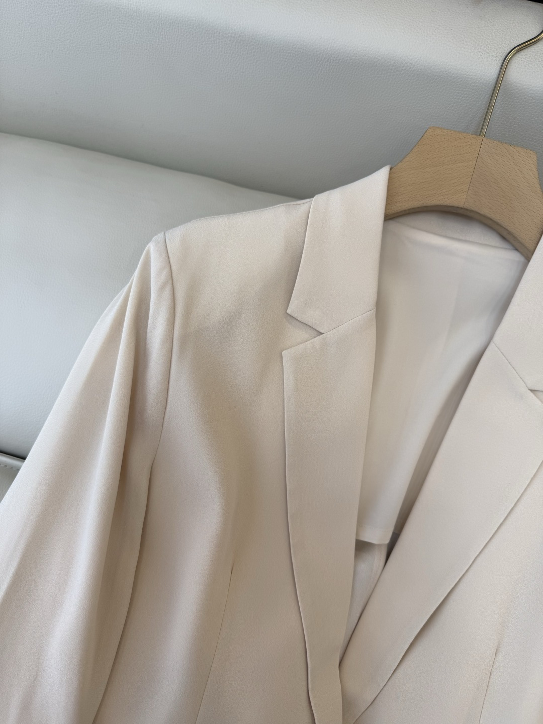 MT005#新款外套💕theory 极简风 85% 醋酸 长袖西装 香槟色 黑色 M L