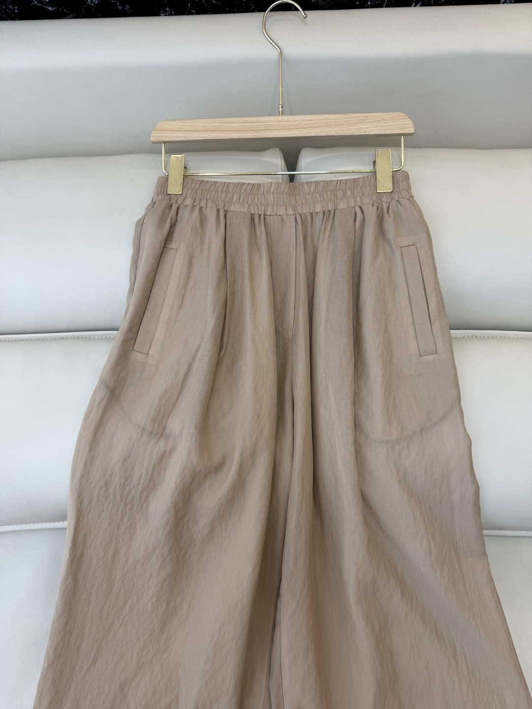 LZ26008#新款套装💕BC 55% 兰精天丝棉 长袖衬衫➕长裤套装 灰色 杏色 白色 SML