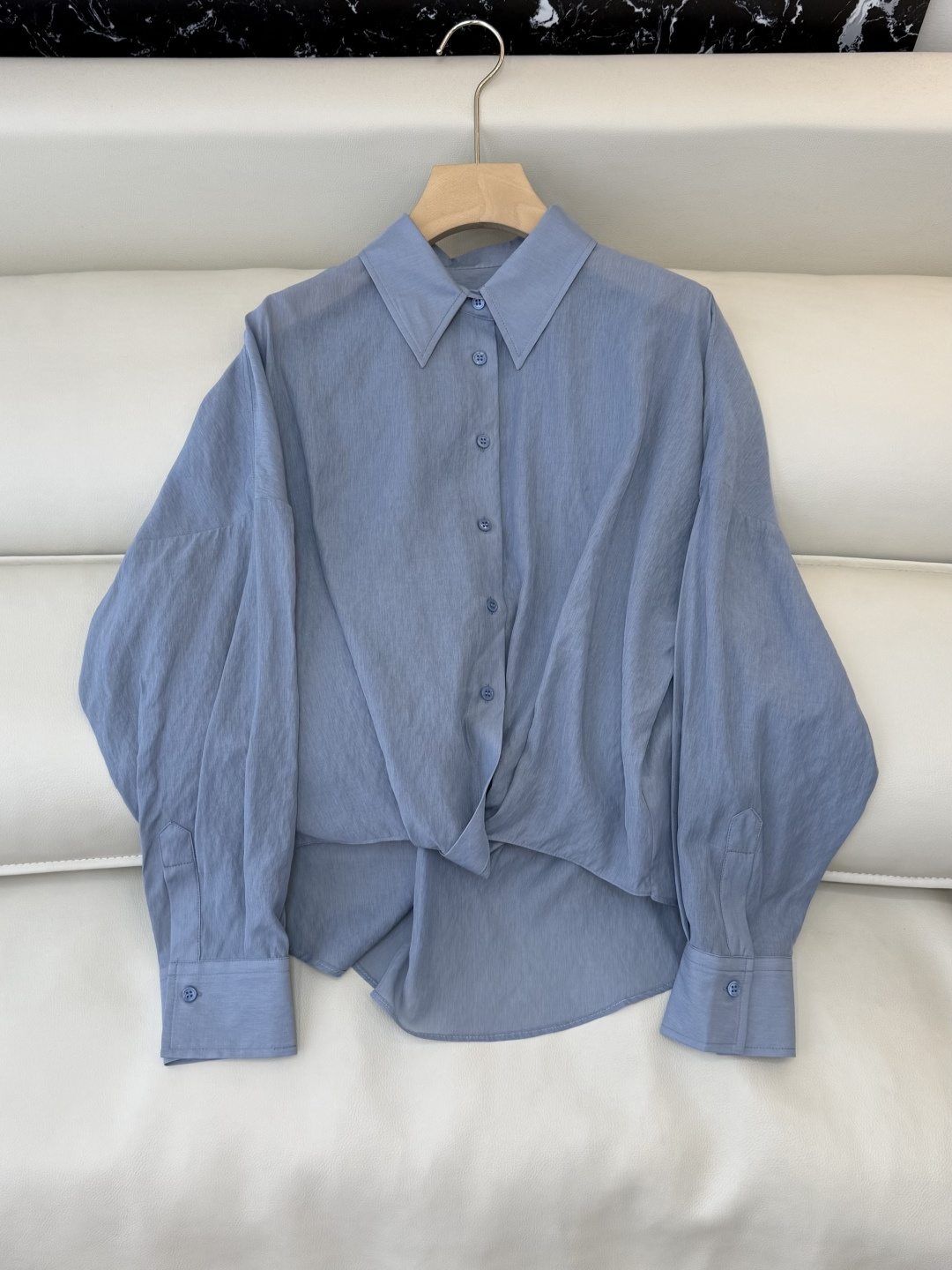 LZ26008#新款套装💕BC 55% 兰精天丝棉 长袖衬衫➕长裤套装 灰色 杏色 白色 SML