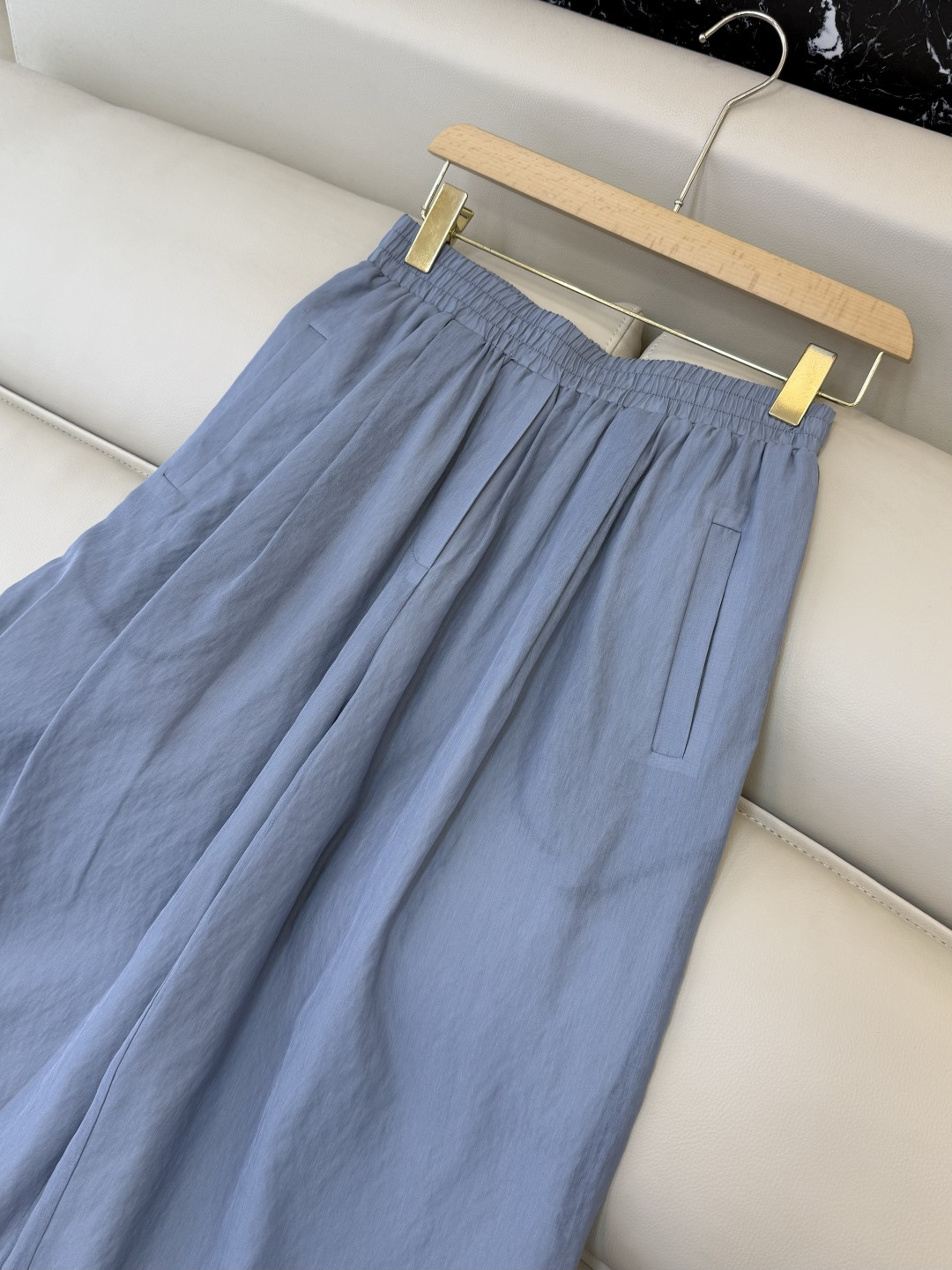 LZ26008#新款套装💕BC 55% 兰精天丝棉 长袖衬衫➕长裤套装 灰色 杏色 白色 SML