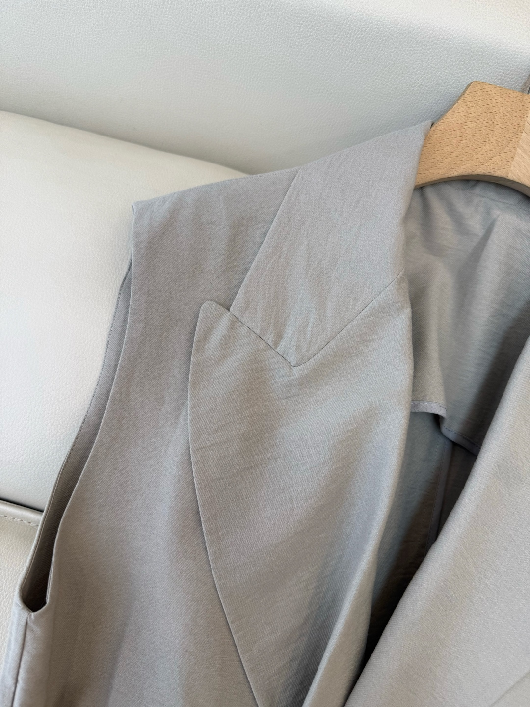 LZ26006#新款马甲💕BC 75% 棉 极简风 马甲上衣 灰色 白色 SML