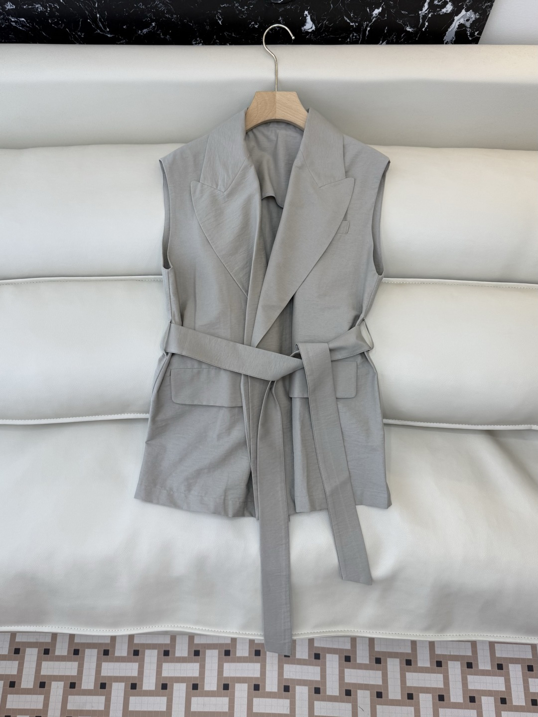 LZ26006#新款马甲💕BC 75% 棉 极简风 马甲上衣 灰色 白色 SML